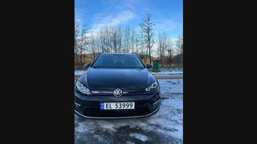 VOLKSWAGEN GOLF 2015