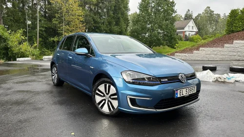 VOLKSWAGEN GOLF E-GOLF 0KW