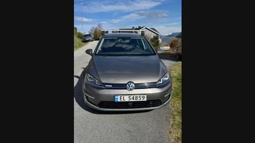 VOLKSWAGEN GOLF E-Golf