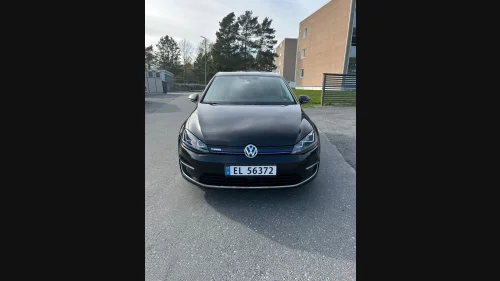 VOLKSWAGEN GOLF 40th aniversery