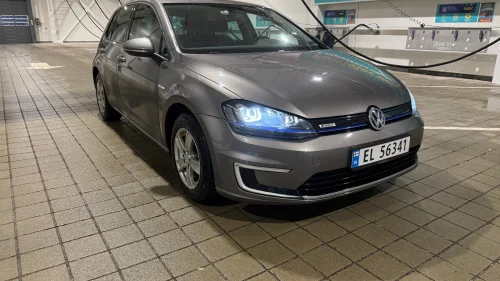 VOLKSWAGEN GOLF E-golf