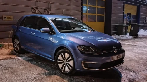 VOLKSWAGEN GOLF Varmepumpe Skinn Adaptiv cruise Keyless, DAB+ Bluetooth