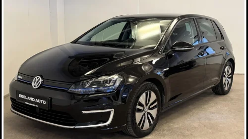 VOLKSWAGEN GOLF 1 eier Skinn ACC Ryggekam Park Assistent Keyless ++