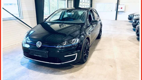VOLKSWAGEN GOLF .Skinnseter.RyggekameraDab.Bluetooth.Adaptiv Cruise.