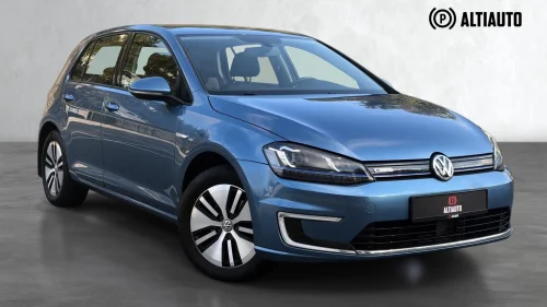 VOLKSWAGEN GOLF VARMEPUMPE/ NY EU/ ACC/ R.KAM/ DAB/ NY SERVICE/ CCS
