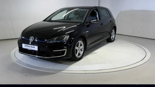 VOLKSWAGEN GOLF E-golf 115 hk Outlet! ACC/Navi/V-pumpe/Dab/EU 27