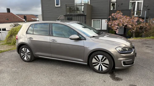 VOLKSWAGEN GOLF E-golf 2015 modell