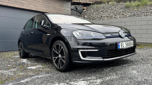 VOLKSWAGEN GOLF E-GOLF