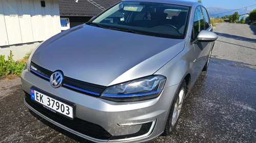 VOLKSWAGEN GOLF E golf
