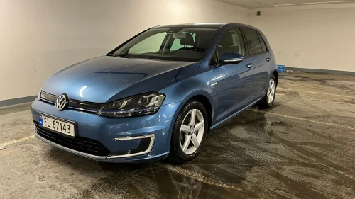 VOLKSWAGEN GOLF Skinn, ACC, R.Kam, Dynaudio, "Alt" er skiftet. EU 2027