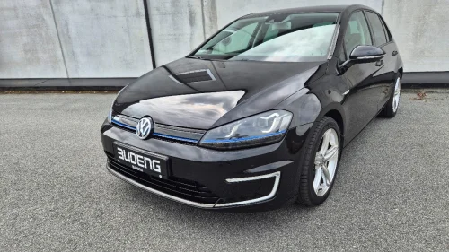 VOLKSWAGEN GOLF Dynaudio,Kamera, Acc, Skinn