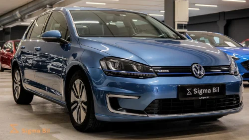 VOLKSWAGEN GOLF 190 WLTP 116HK R-Kam ACC P-S Kayless-go EU03/27++