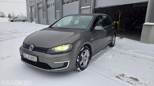 VOLKSWAGEN GOLF E-GOLF 0KW