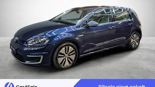 VOLKSWAGEN GOLF 190km / Skinn / Adaptive cruise / Kamera / Navi / Norsk