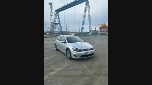 VOLKSWAGEN GOLF e-golf