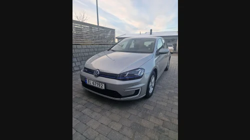 VOLKSWAGEN GOLF Exclusive