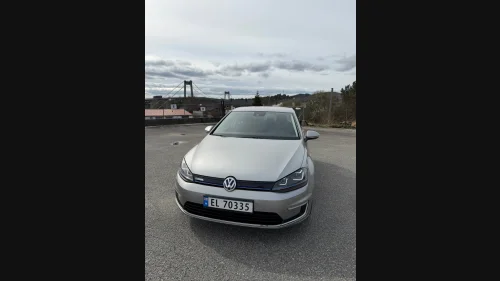 VOLKSWAGEN GOLF E-golf