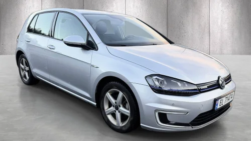 VOLKSWAGEN GOLF 85KW 190KM | ACC/R.Kam/DAB+/BT/2xPark.sens/S+V | Finans