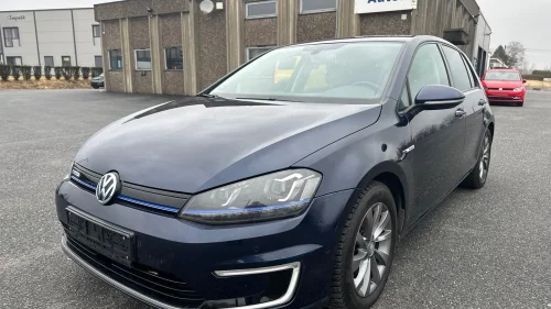 VOLKSWAGEN GOLF E-Golf Navigasjon Klima DAB Cruise PDC Eu-02/2028