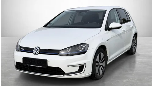 VOLKSWAGEN GOLF EXCLUISVE E.GOLF. ACC, Skinn, Kamera,Navi, Dab+ osv.