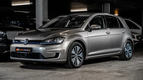 VOLKSWAGEN GOLF SKINN/KAMERA/1EIER/DAB/KEYLESS/ACC/LAVKM/