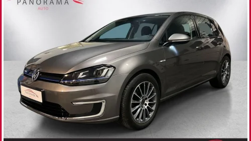 VOLKSWAGEN GOLF Garanti Dynaudio Skinn NAVI Keyless ACC Kamera 972,-mnd