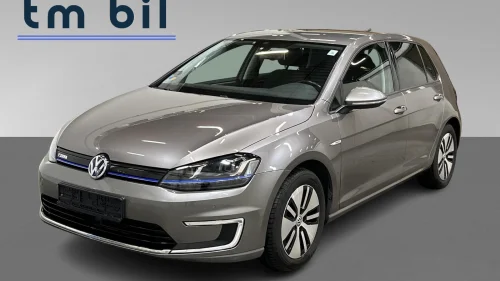 VOLKSWAGEN GOLF Ryggekamera ACC NAVI DAB Oppv. frontrute P-varmer