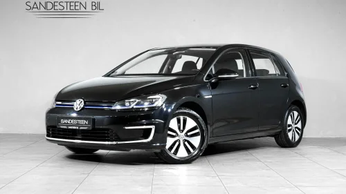 VOLKSWAGEN GOLF 190KM NEDC/NY-EU 2028!/ACC/RYGGEKAMERA/VARMEPUMPE++
