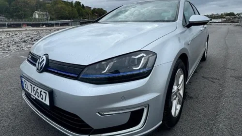 VOLKSWAGEN GOLF 115hk Automat Elektrisk Cruisekontroll S+V Dekk– 170 10