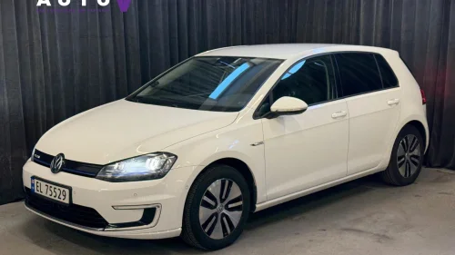 VOLKSWAGEN GOLF EXCLUSIVE/SKINN/DYNAUDIO/LED/ACC/RYGGEKAMERA/DAB