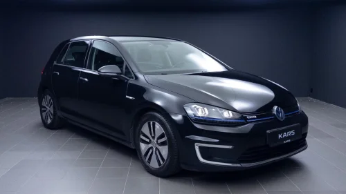 VOLKSWAGEN GOLF e-GOLF Exclusive /Skinn /Navi /Keyless /Kamera /Cruise+