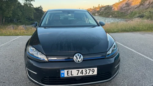 VOLKSWAGEN GOLF e-Golf|Skinn|Keyless|App-styring|Navi|V.pumpe