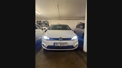 VOLKSWAGEN GOLF e-Golf - Varmepumpe - DAB+