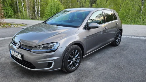 VOLKSWAGEN GOLF e-Golf