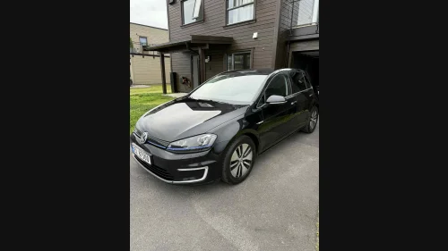 VOLKSWAGEN GOLF EU Godkjent 8/2026/ Skinn