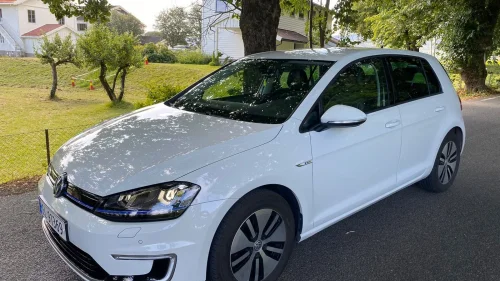VOLKSWAGEN GOLF Exclusive, Skinnseter, ACC, Keyless, Forvarming på app