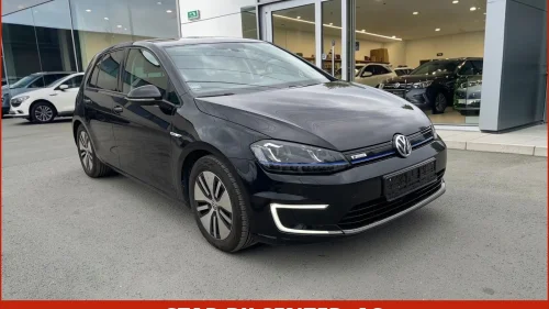 VOLKSWAGEN GOLF En Eier, Skinn S,, R/kamera ,Service, godt utstyrt se