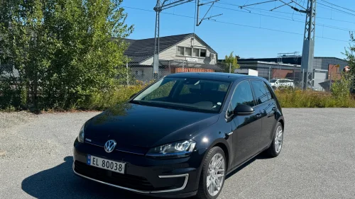 VOLKSWAGEN GOLF E-GOLF | NORSK BIL | KEYLESS | R.KAMERA | FULL SERVICE