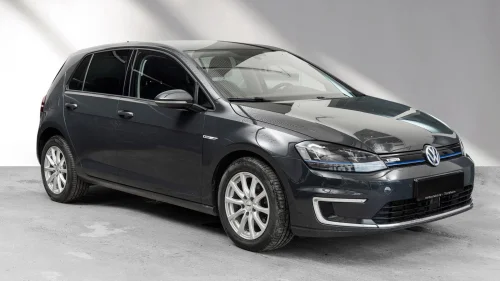 VOLKSWAGEN GOLF SKINN-NAVI-RYGGEKAMERA