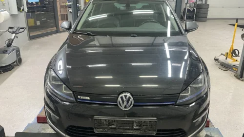 VOLKSWAGEN GOLF Skinn seter, navi, ryggekamera