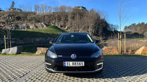 VOLKSWAGEN GOLF E-Golf