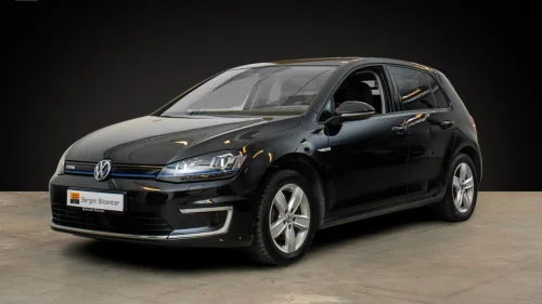 VOLKSWAGEN GOLF E-Golf Skinnseter Ryggekamera DAB+ EU-ok Nov 2026