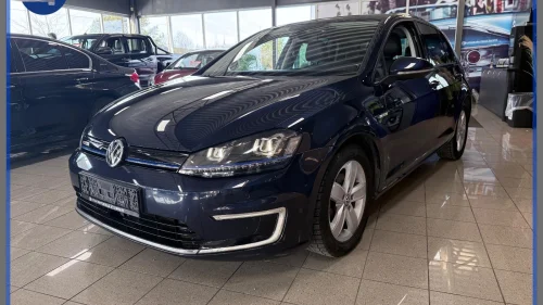 VOLKSWAGEN GOLF 116HK COMFORT SKINN/R.KAMERA/NAVI/DAB+/ACC++