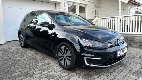 VOLKSWAGEN GOLF Exclusive/Skinn/Keyless/R.Kam/Navi
