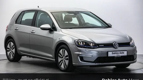 VOLKSWAGEN GOLF Keyless/ACC/Navi/R.Kamera
