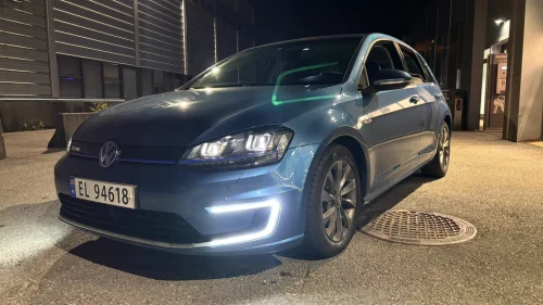VOLKSWAGEN GOLF Nylig eu godkjent og ny service
