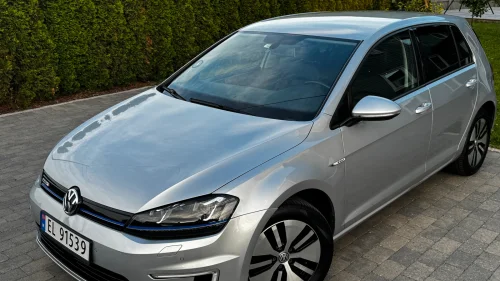 VOLKSWAGEN GOLF Lav km/Exclusive/Ryggekam/Keyless/Skinn/Adaptive Cruise