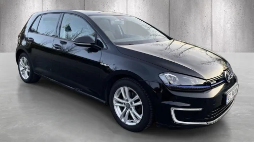 VOLKSWAGEN GOLF 85KW | NY EU og Service | ACC/R.Kam/BT/Dab/Park.sens++
