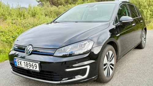 VOLKSWAGEN GOLF E-Golf