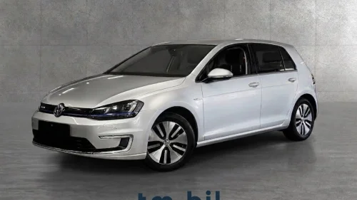 VOLKSWAGEN GOLF Exclusive Ny EU Ny service